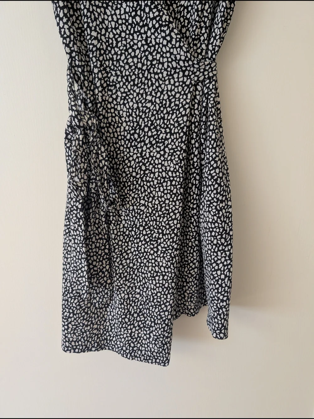 Diane von Furstenberg Womens Small New Julian Two Leopard Print Wrap Dress - Picture 2 of 7